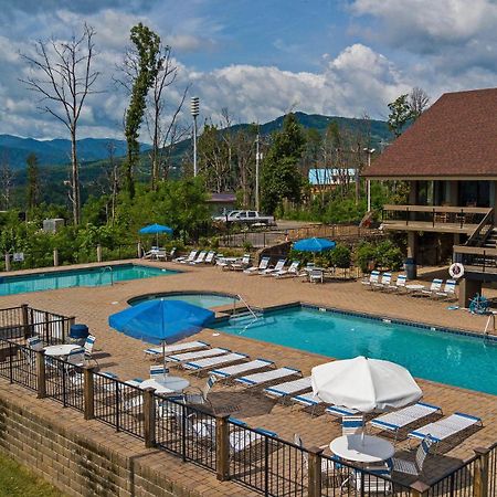 Mins To Gburg Sleeps 8 Hot Tub Arcade Area Pool Villa Gatlinburg Exterior photo